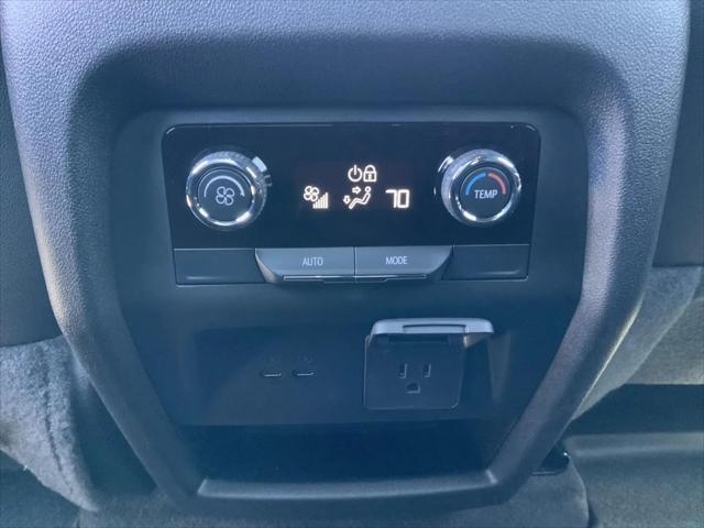 2025 Chevrolet Traverse AWD LT