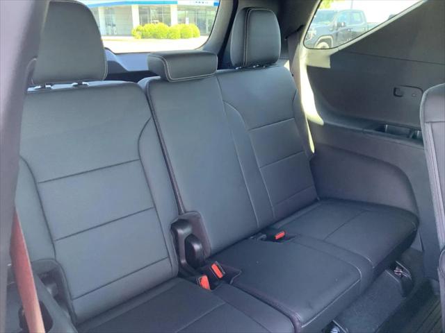 2025 Chevrolet Traverse AWD LT