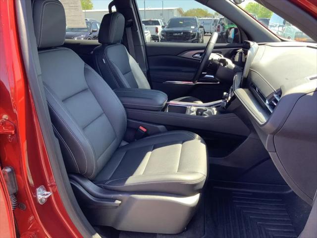 2025 Chevrolet Traverse AWD LT