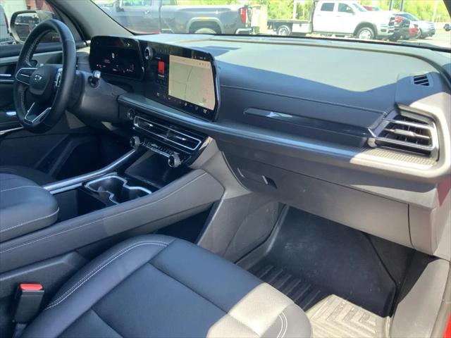 2025 Chevrolet Traverse AWD LT