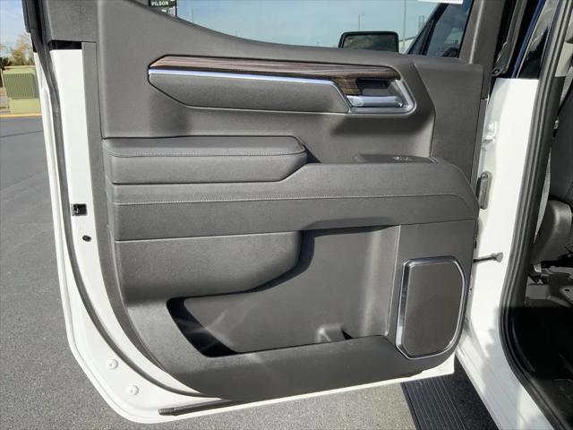 2025 Chevrolet Silverado 1500 4WD Crew Cab Short Bed RST