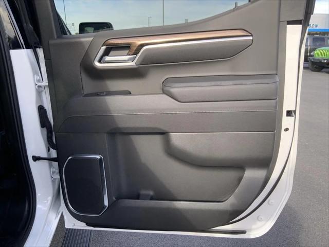 2025 Chevrolet Silverado 1500 4WD Crew Cab Short Bed RST
