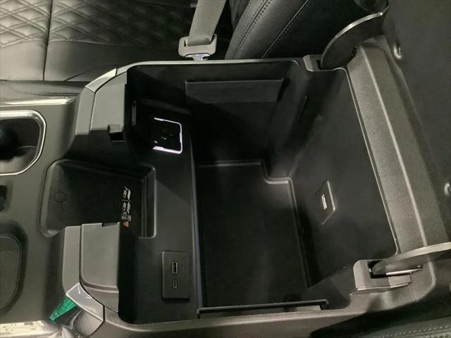 2024 Chevrolet Silverado 1500 4WD Crew Cab Short Bed RST