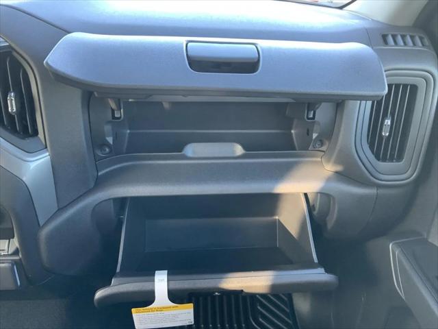 2026 Chevrolet Silverado 1500 4WD Crew Cab Short Bed Custom Trail Boss
