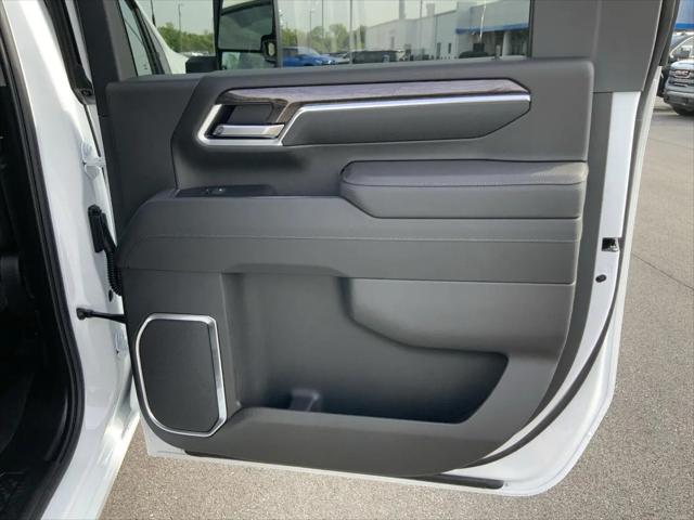2026 Chevrolet Silverado 3500HD Crew Cab, Standard Bed, LTZ, 4WD