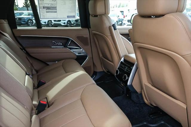 2026 Land Rover Range Rover P400 SE