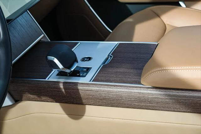 2026 Land Rover Range Rover P400 SE