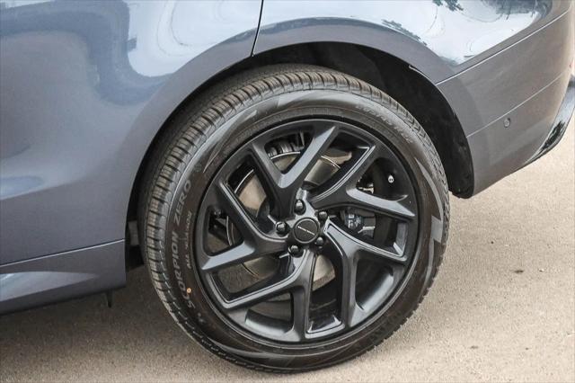 2026 Land Rover Range Rover Sport P400 Dynamic SE