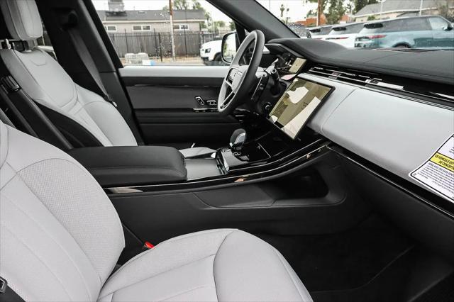 2026 Land Rover Range Rover Sport P400 Dynamic SE