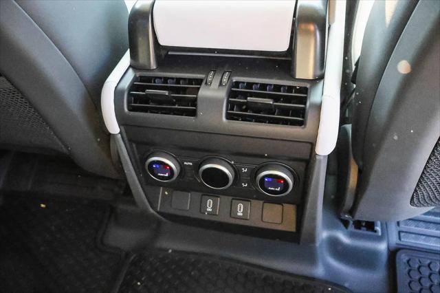 2026 Land Rover Defender P400 X