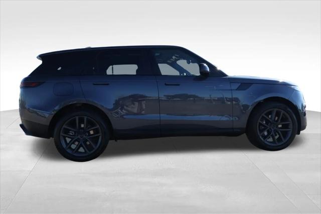2026 Land Rover Range Rover Sport P360 SE