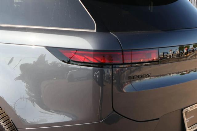 2026 Land Rover Range Rover Sport P360 SE