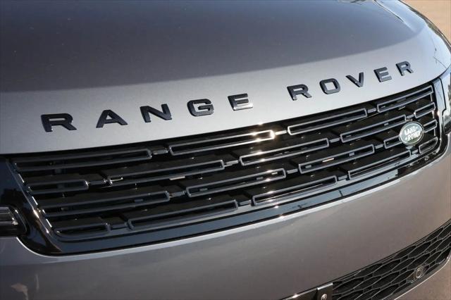 2026 Land Rover Range Rover Sport P360 SE
