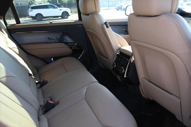 2026 Land Rover Range Rover Sport P360 SE