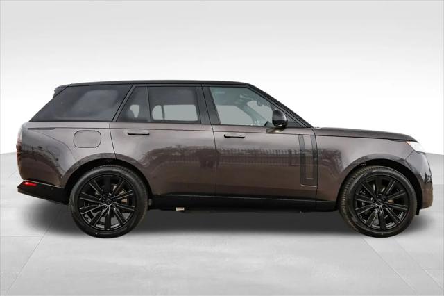 2026 Land Rover Range Rover P550e SE