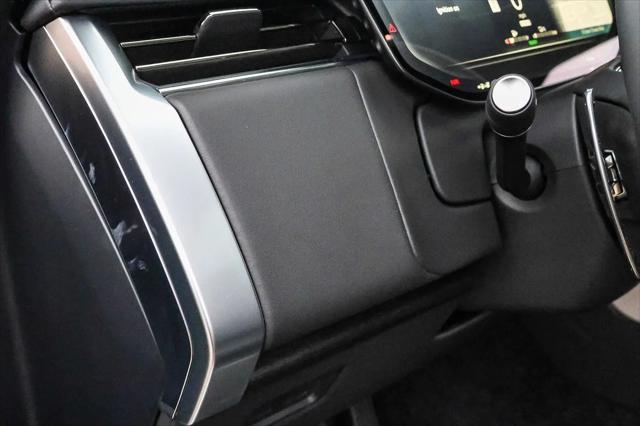 2026 Land Rover Range Rover P550e SE