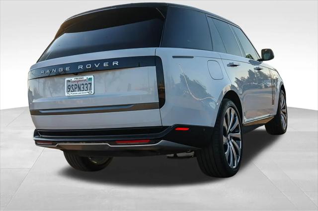 2025 Land Rover Range Rover P400 SE