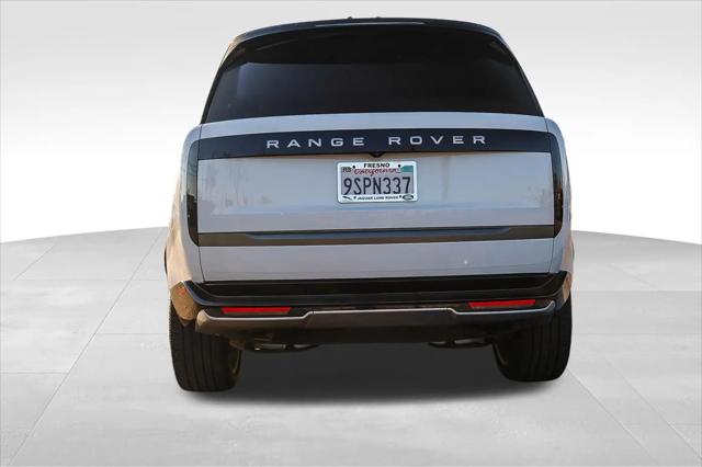 2025 Land Rover Range Rover P400 SE