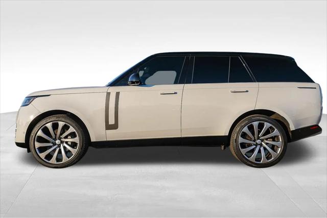 2025 Land Rover Range Rover P400 SE