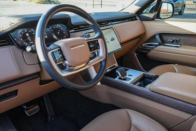 2025 Land Rover Range Rover P400 SE
