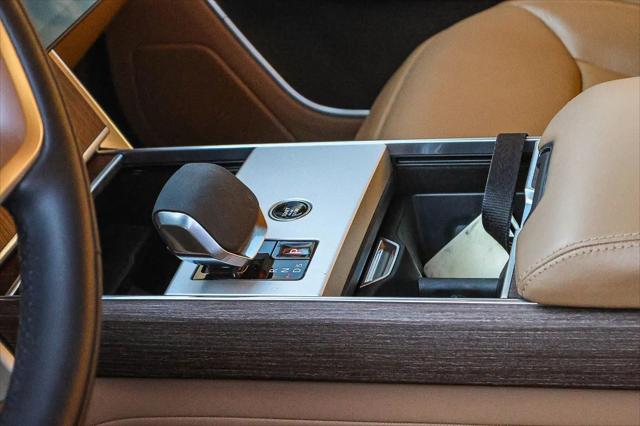 2025 Land Rover Range Rover P400 SE