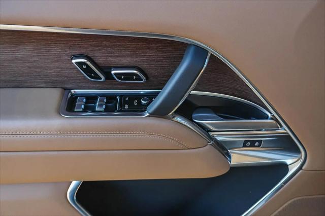 2025 Land Rover Range Rover P400 SE