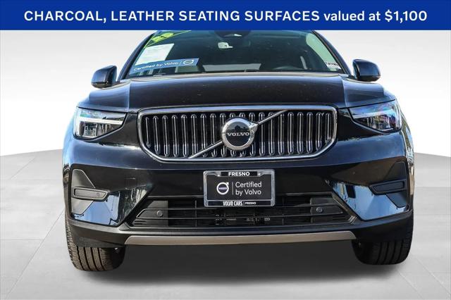 2025 Volvo XC40 B5 Core Bright Theme