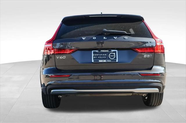 2025 Volvo V60 Cross Country Plus, B5 AWD Gas (mild hybrid)