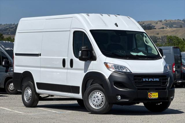 2026 Ram ProMaster 2500 Cargo Van Tradesman High Roof 136" WB w/Pass Seat