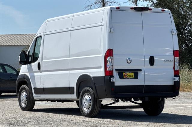 2026 Ram ProMaster 2500 Cargo Van Tradesman High Roof 136" WB w/Pass Seat