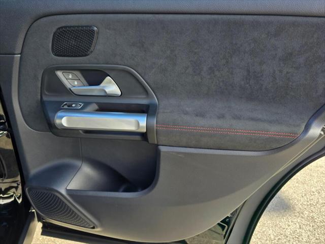 2023 Mercedes-Benz EQB 300 4MATIC