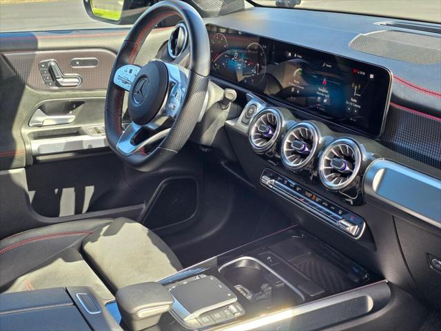2023 Mercedes-Benz EQB 300 4MATIC