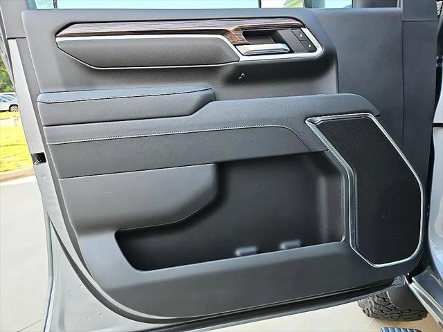 2026 Chevrolet Silverado 2500HD Crew Cab, Standard Bed, LT, 4WD