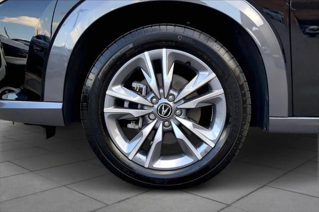 2025 Acura ADX Base