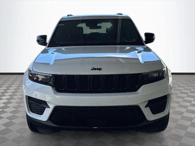 2025 Jeep Grand Cherokee Altitude X 4x2