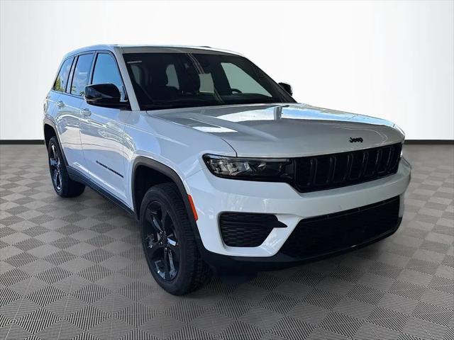 2025 Jeep Grand Cherokee Altitude X 4x2