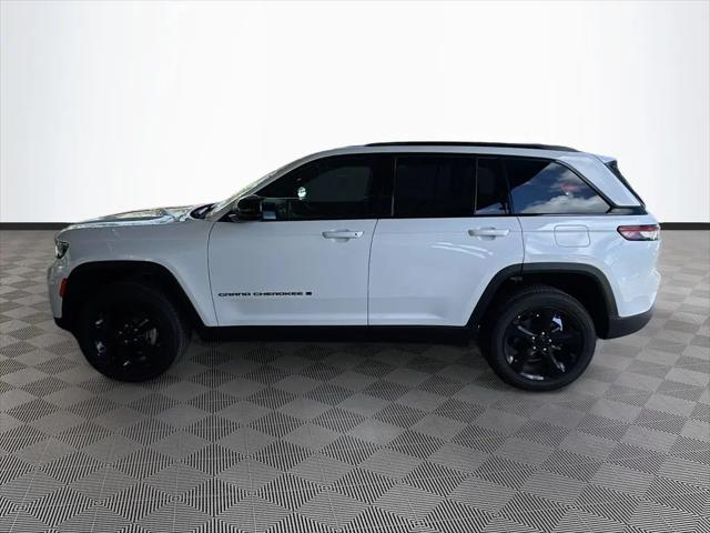 2025 Jeep Grand Cherokee Altitude X 4x2