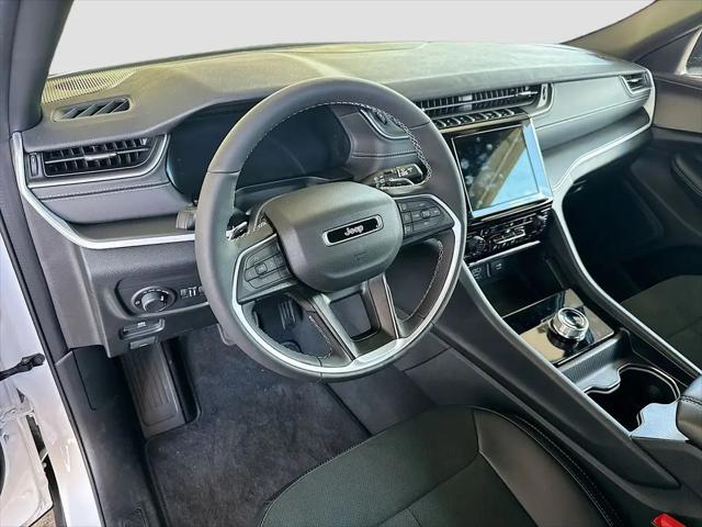 2025 Jeep Grand Cherokee Altitude X 4x2