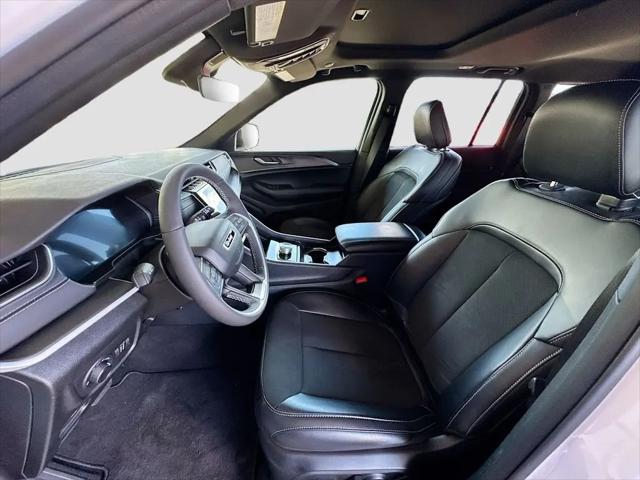 2025 Jeep Grand Cherokee Altitude X 4x2