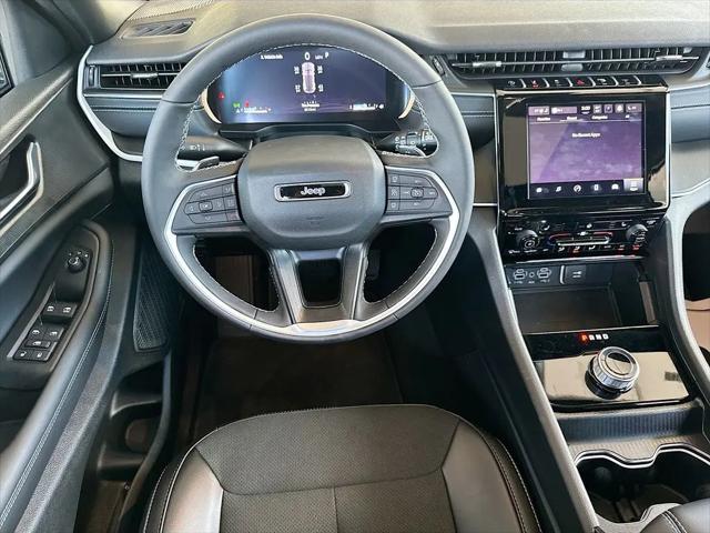 2025 Jeep Grand Cherokee Altitude X 4x2
