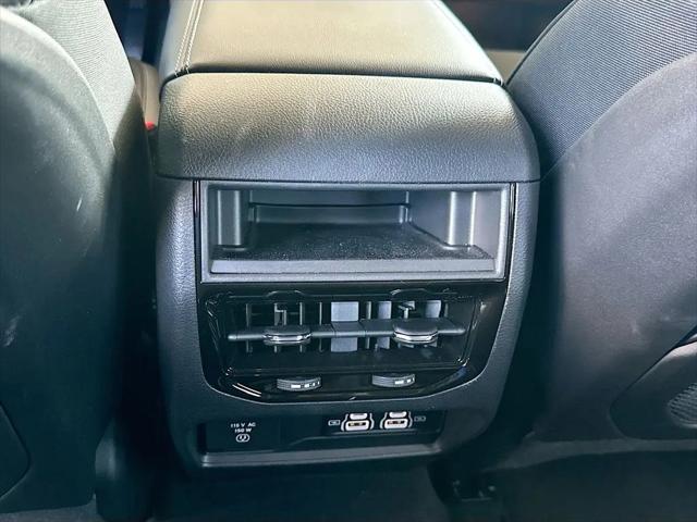 2025 Jeep Grand Cherokee Altitude X 4x2