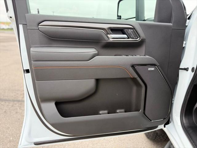 2026 GMC Sierra 2500HD Crew Cab, Standard Bed, AT4, 4WD