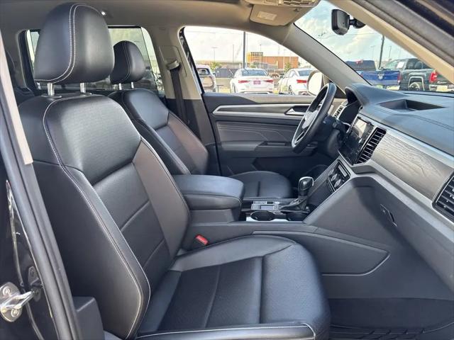 2022 Volkswagen Atlas 2.0T SE w/Technology