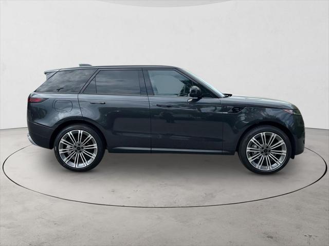 2026 Land Rover Range Rover Sport P360 SE