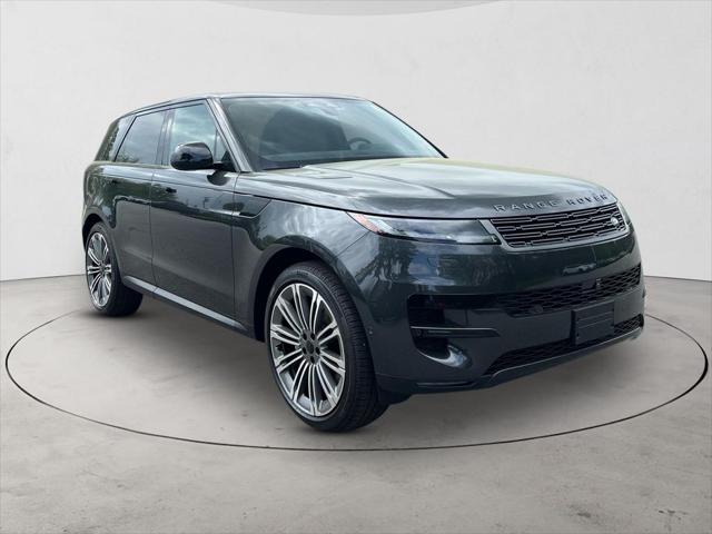 2026 Land Rover Range Rover Sport P360 SE