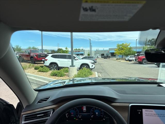 2026 Volkswagen Atlas SE with Technology