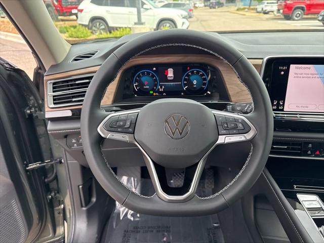 2026 Volkswagen Atlas SE with Technology