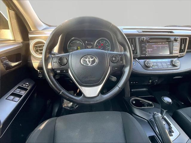 2017 Toyota RAV4 Hybrid XLE