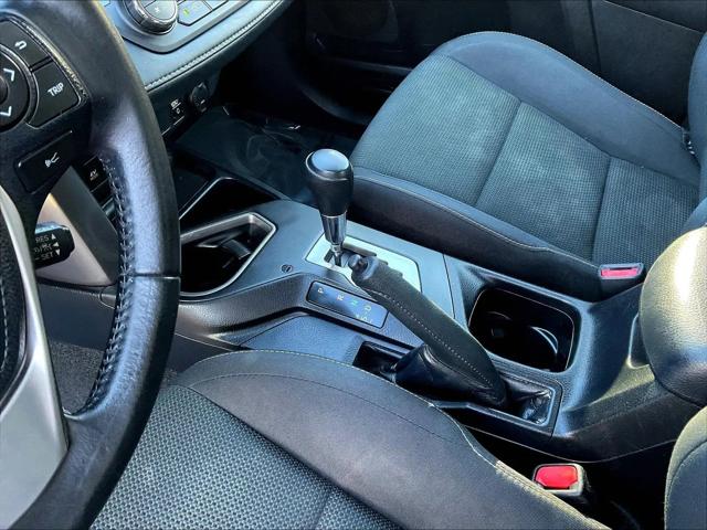 2017 Toyota RAV4 Hybrid XLE