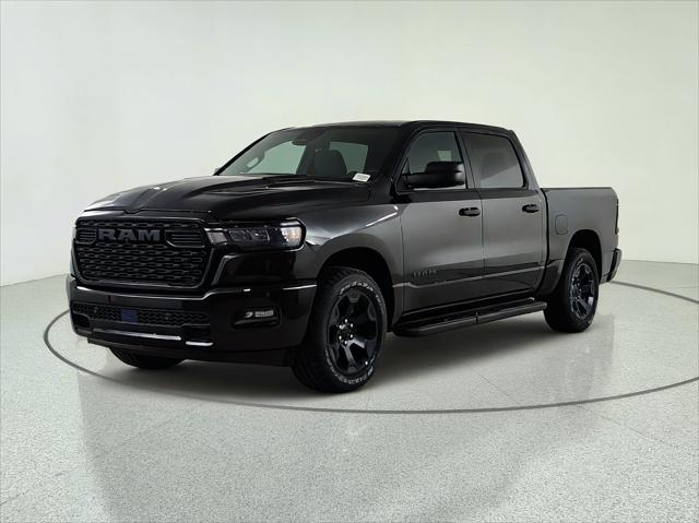2026 RAM 1500 RAM 1500 EXPRESS CREW CAB 4X4 57 BOX